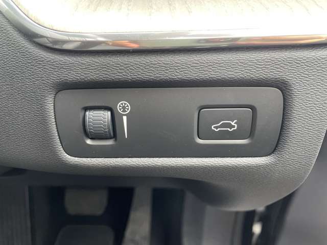 ボルボ ＸＣ６０ Ｄ４ ＡＷＤ インスクリプション ディーゼルターボ ４ＷＤ R2年 (東北) 99