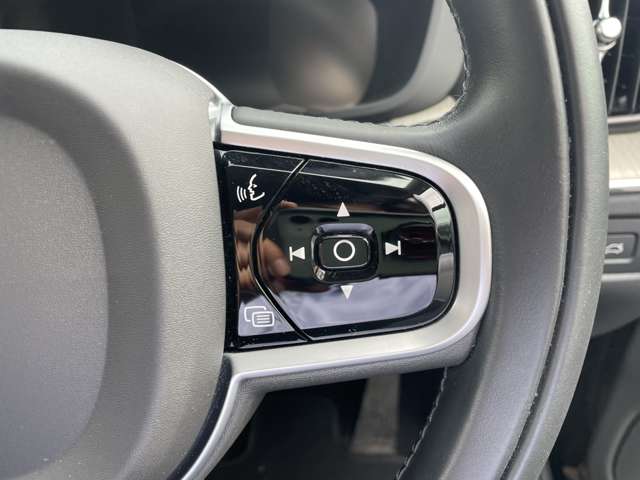 ボルボ ＸＣ６０ Ｄ４ ＡＷＤ インスクリプション ディーゼルターボ ４ＷＤ R2年 (東北) 99