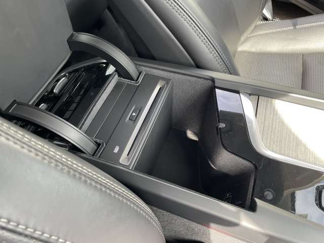 ボルボ ＸＣ６０ Ｄ４ ＡＷＤ インスクリプション ディーゼルターボ ４ＷＤ R2年 (東北) 99