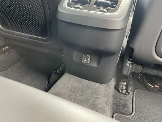 ボルボ ＸＣ６０ Ｄ４ ＡＷＤ インスクリプション ディーゼルターボ ４ＷＤ R2年 (東北) 99