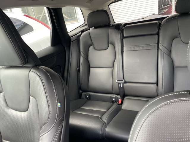 ボルボ ＸＣ６０ Ｄ４ ＡＷＤ インスクリプション ディーゼルターボ ４ＷＤ R2年 (東北) 99