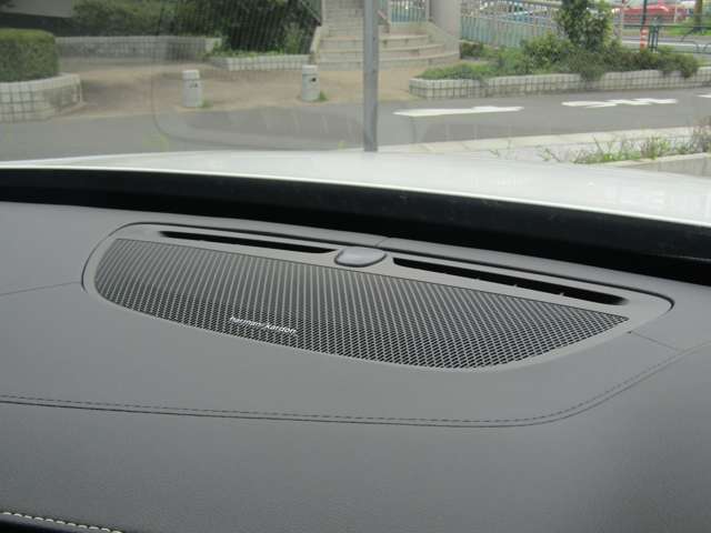 ボルボ ＸＣ９０ Ｂ６ ＡＷＤ Ｒデザイン ４ＷＤ R4年 (関東) 99