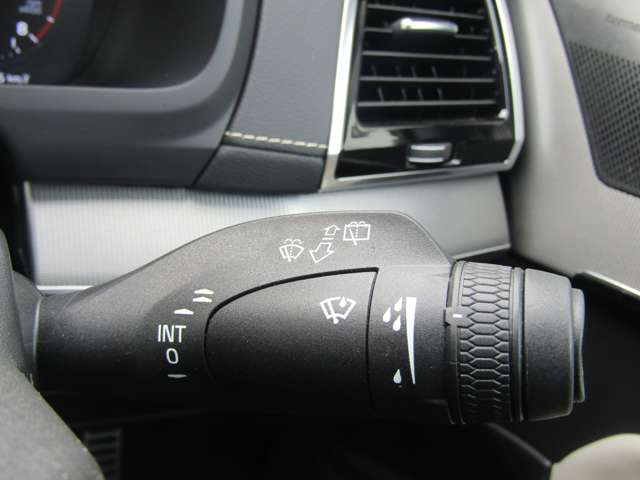 ボルボ ＸＣ９０ Ｂ６ ＡＷＤ Ｒデザイン ４ＷＤ R4年 (関東) 99