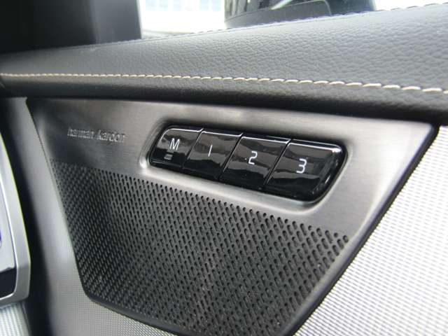 ボルボ ＸＣ９０ Ｂ６ ＡＷＤ Ｒデザイン ４ＷＤ R4年 (関東) 99