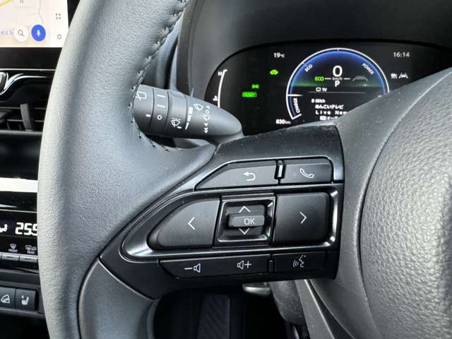 トヨタ ヤリスクロス　ハイブリッド １．５ ハイブリッド Ｚ アドベンチャー Ｅ－ＦＯＵＲ ４ＷＤ R6年 (東北) 99