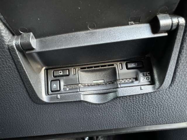 トヨタ ヤリスクロス　ハイブリッド １．５ ハイブリッド Ｚ アドベンチャー Ｅ－ＦＯＵＲ ４ＷＤ R6年 (東北) 99