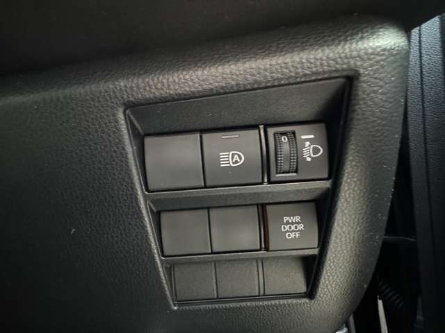 スズキ ランディ １．８ ハイブリッド Ｇ R4年 (東北) 99