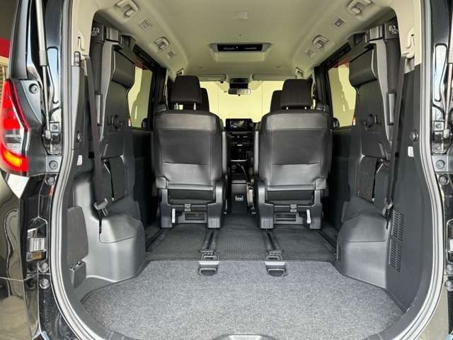 スズキ ランディ １．８ ハイブリッド Ｇ R4年 (東北) 99