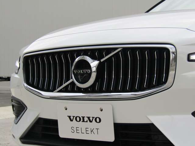 ボルボ Ｖ６０ Ｂ５　インスクリプション R4年 (関東) 99