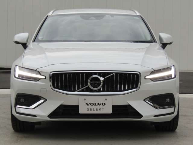 ボルボ Ｖ６０ Ｂ５　インスクリプション R4年 (関東) 99