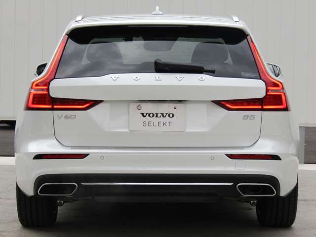 ボルボ Ｖ６０ Ｂ５　インスクリプション R4年 (関東) 99