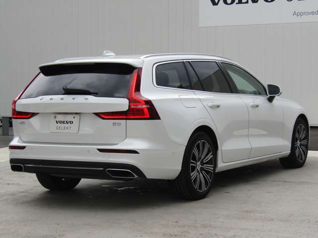ボルボ Ｖ６０ Ｂ５　インスクリプション R4年 (関東) 99
