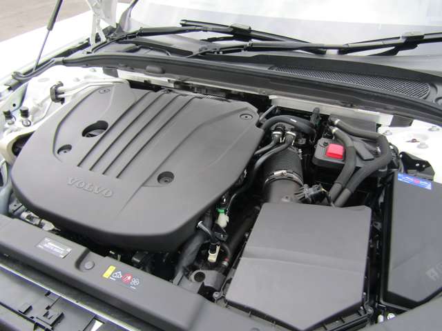 ボルボ Ｖ６０ Ｂ５　インスクリプション R4年 (関東) 99