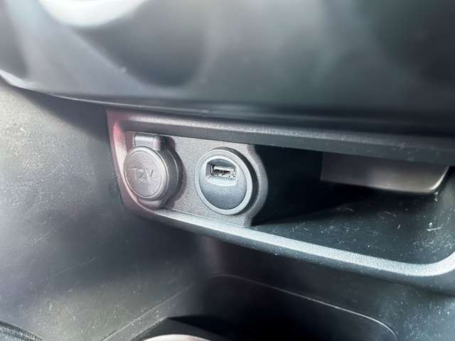 プジョー ２０８ ファーストセレクション H29年 (東北) 99