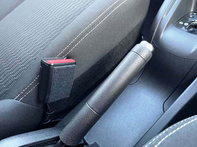 プジョー ２０８ ファーストセレクション H29年 (東北) 99