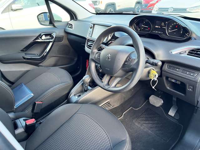 プジョー ２０８ ファーストセレクション H29年 (東北) 99