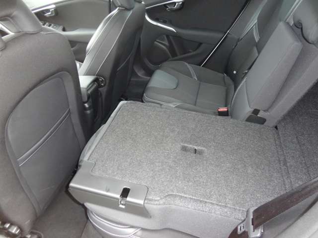 ボルボ Ｖ４０ Ｔ３　ＳＥ H27年 (東北) 99