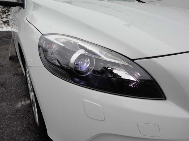 ボルボ Ｖ４０ Ｔ３　ＳＥ H27年 (東北) 99