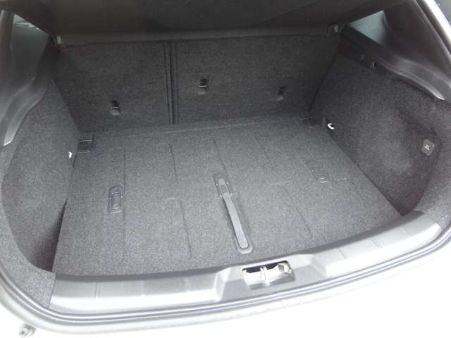 ボルボ Ｖ４０ Ｔ３　ＳＥ H27年 (東北) 99