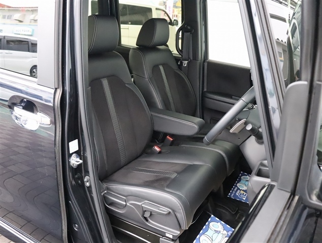 ホンダ Ｎ　ＢＯＸ ６６０ Ｌ ターボ R4年 (関東) 99