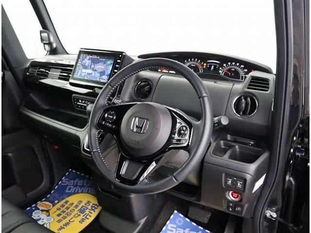 ホンダ Ｎ　ＢＯＸ ６６０ Ｌ ターボ R4年 (関東) 99