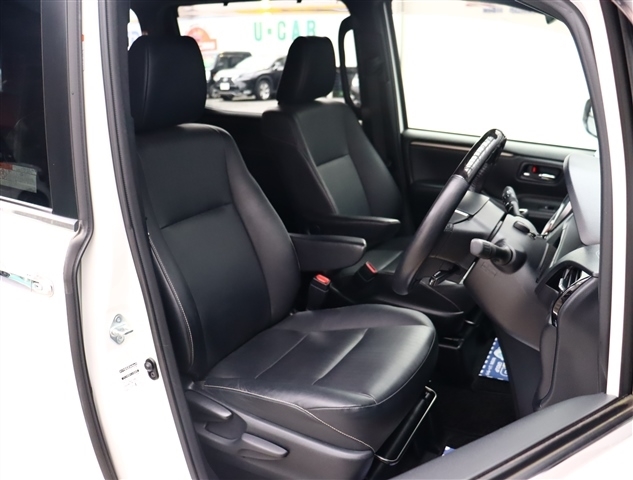 トヨタ エスクァイア ２．０ ＧＩ H28年 (関東) 99