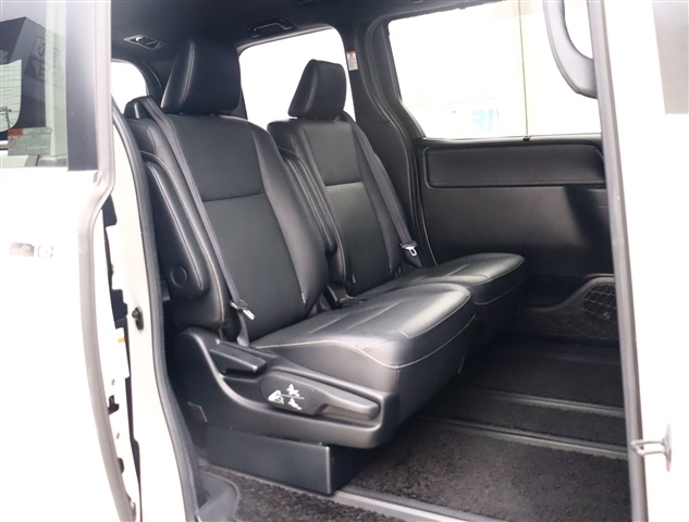 トヨタ エスクァイア ２．０ ＧＩ H28年 (関東) 99