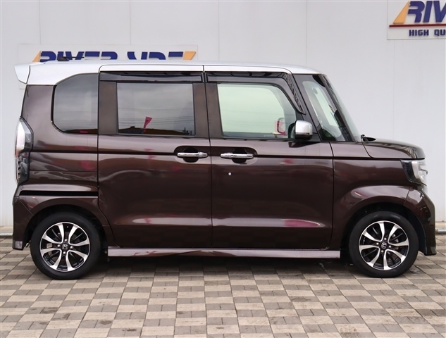 ホンダ Ｎ　ＢＯＸ カスタム ６６０ Ｇ ＥＸ ホンダセンシング H29年 (関東) 99