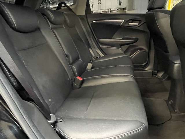 ホンダ シャトル １．５ ハイブリッド Ｚ H29年 (関東) 99