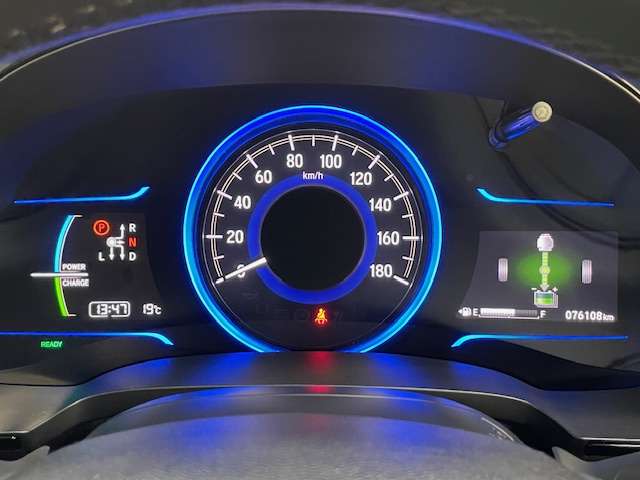 ホンダ シャトル １．５ ハイブリッド Ｚ H29年 (関東) 99