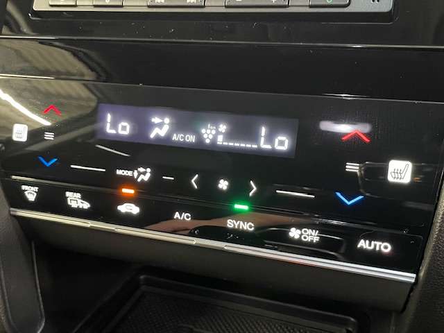 ホンダ シャトル １．５ ハイブリッド Ｚ H29年 (関東) 99