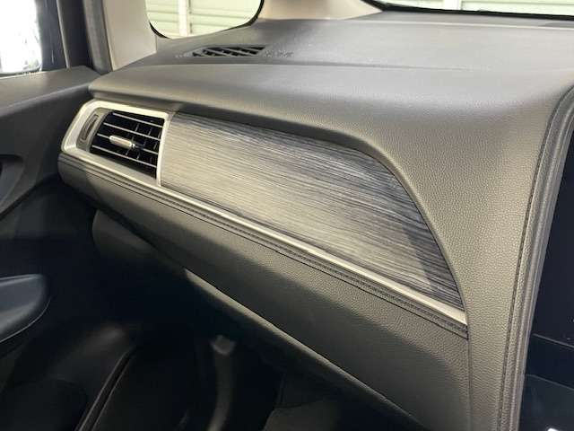 ホンダ シャトル １．５ ハイブリッド Ｚ H29年 (関東) 99