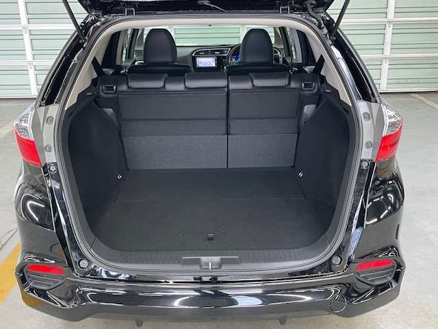 ホンダ シャトル １．５ ハイブリッド Ｚ H29年 (関東) 99