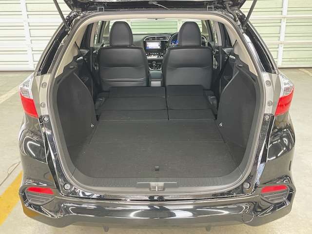 ホンダ シャトル １．５ ハイブリッド Ｚ H29年 (関東) 99