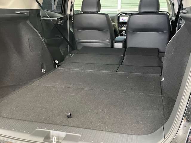 ホンダ シャトル １．５ ハイブリッド Ｚ H29年 (関東) 99