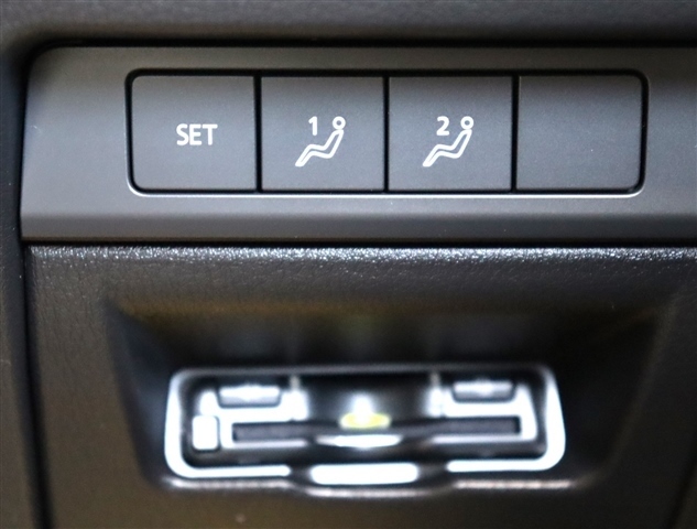 マツダ ＭＡＺＤＡ３　ファストバック ２．０ Ｘ Ｌパッケージ R2年 (関東) 99