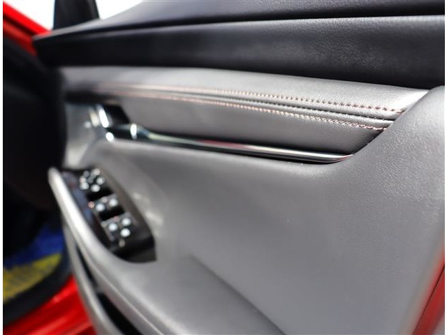 マツダ ＭＡＺＤＡ３　ファストバック ２．０ Ｘ Ｌパッケージ R2年 (関東) 99