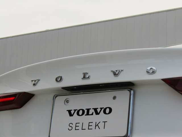 ボルボ Ｓ６０ Ｔ４　モメンタム R2年 (関東) 99