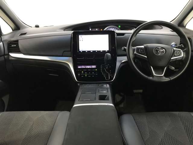 トヨタ エスティマ　ハイブリッド ２．４ アエラス プレミアム ４ＷＤ R1年 (北海道) 99