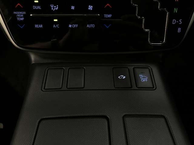 トヨタ エスティマ　ハイブリッド ２．４ アエラス プレミアム ４ＷＤ R1年 (北海道) 99