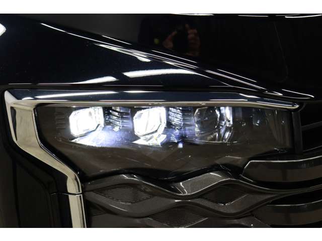 トヨタ ヴォクシー １．８ ハイブリッド Ｓ－Ｚ R5年 (東海) 99