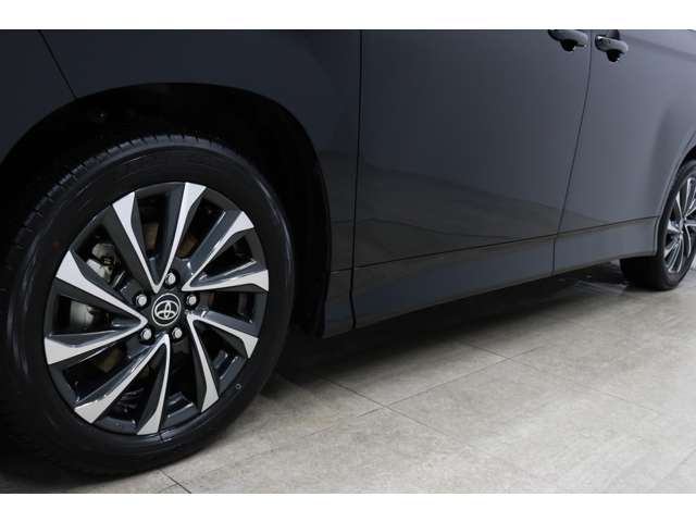 トヨタ ヴォクシー １．８ ハイブリッド Ｓ－Ｚ R5年 (東海) 99