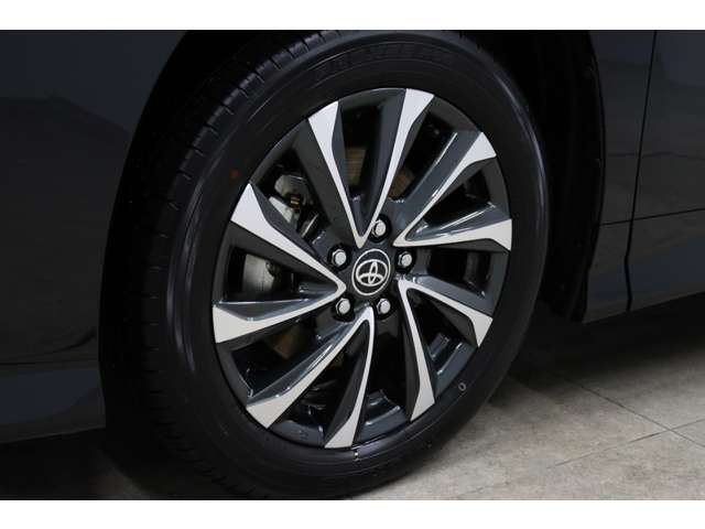 トヨタ ヴォクシー １．８ ハイブリッド Ｓ－Ｚ R5年 (東海) 99