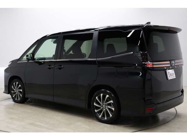 トヨタ ヴォクシー １．８ ハイブリッド Ｓ－Ｚ R5年 (東海) 99