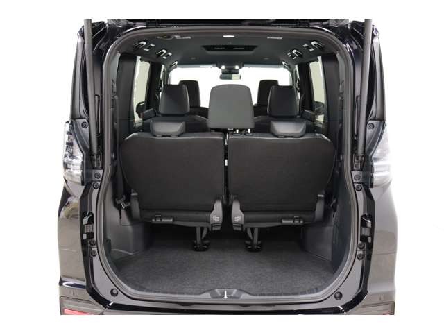 トヨタ ヴォクシー １．８ ハイブリッド Ｓ－Ｚ R5年 (東海) 99