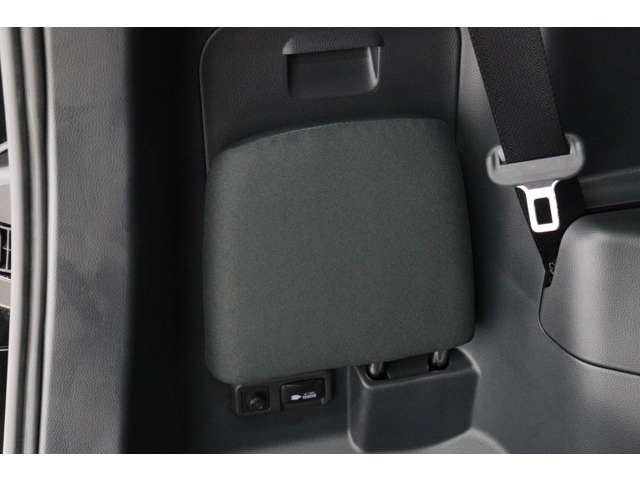 トヨタ ヴォクシー １．８ ハイブリッド Ｓ－Ｚ R5年 (東海) 99