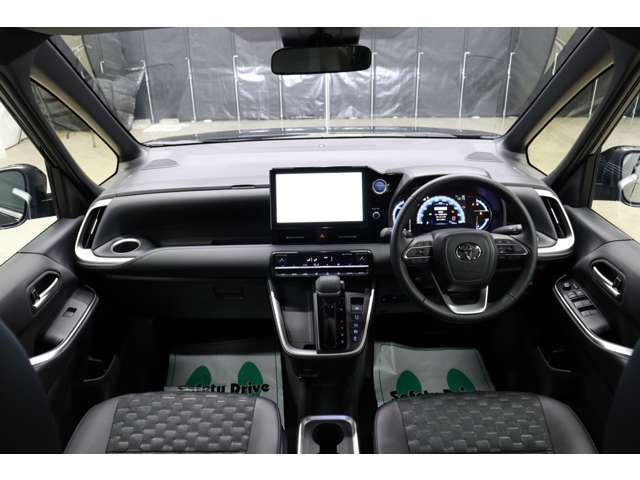 トヨタ ヴォクシー １．８ ハイブリッド Ｓ－Ｚ R5年 (東海) 99