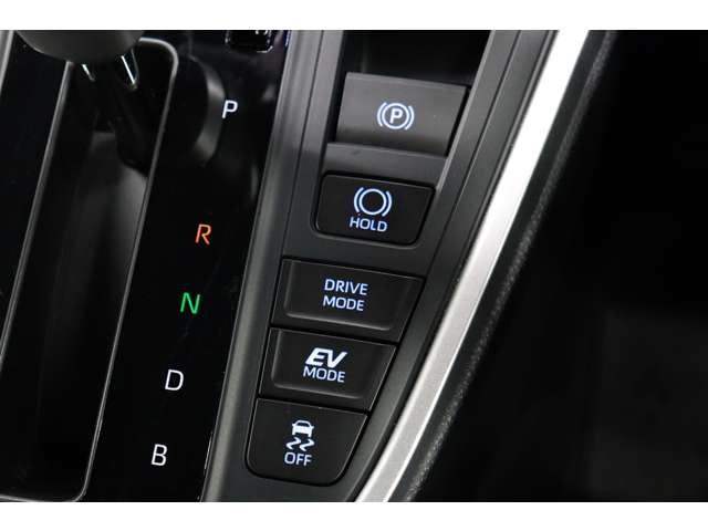 トヨタ ヴォクシー １．８ ハイブリッド Ｓ－Ｚ R5年 (東海) 99