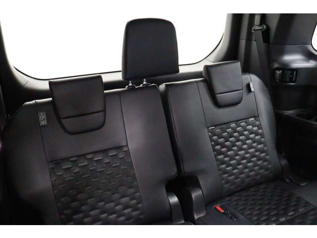 トヨタ ヴォクシー １．８ ハイブリッド Ｓ－Ｚ R5年 (東海) 99