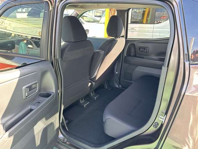 日産 サクラ Ｇ R4年 (東海) 99